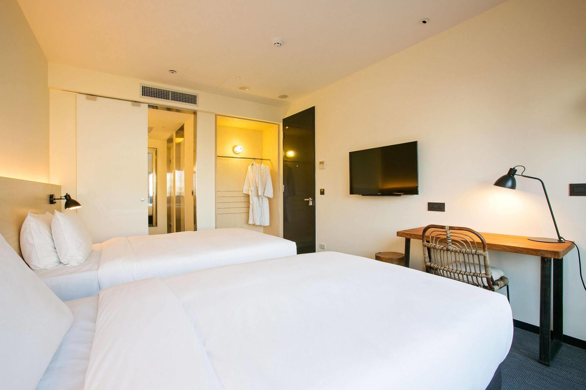 Amba Taipei Zhongshan Ngoại thất bức ảnh